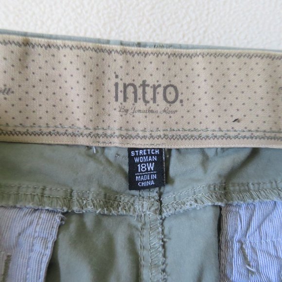 Olive Green Cotton Shorts - Picture 2 of 3